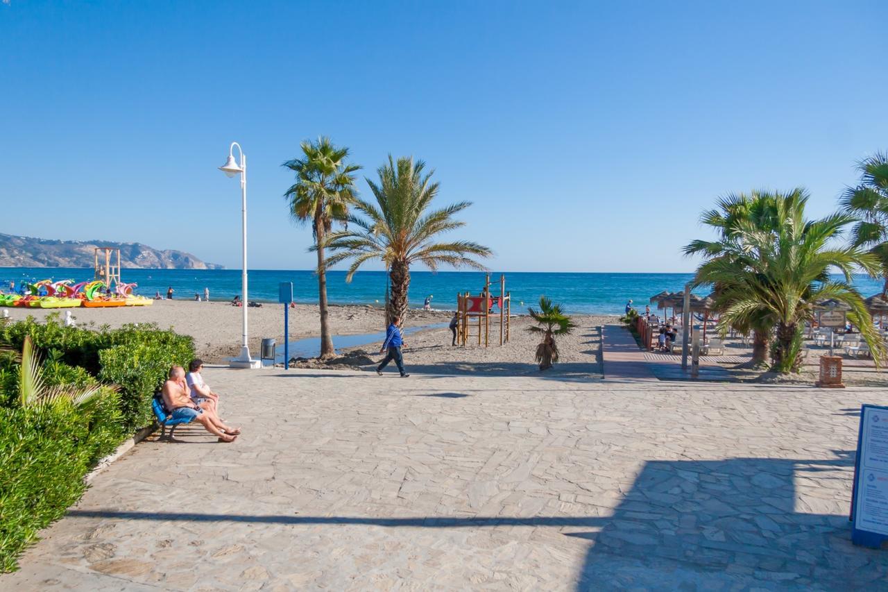 Apartament Burriana Playa Carmona Nerja Zewnętrze zdjęcie