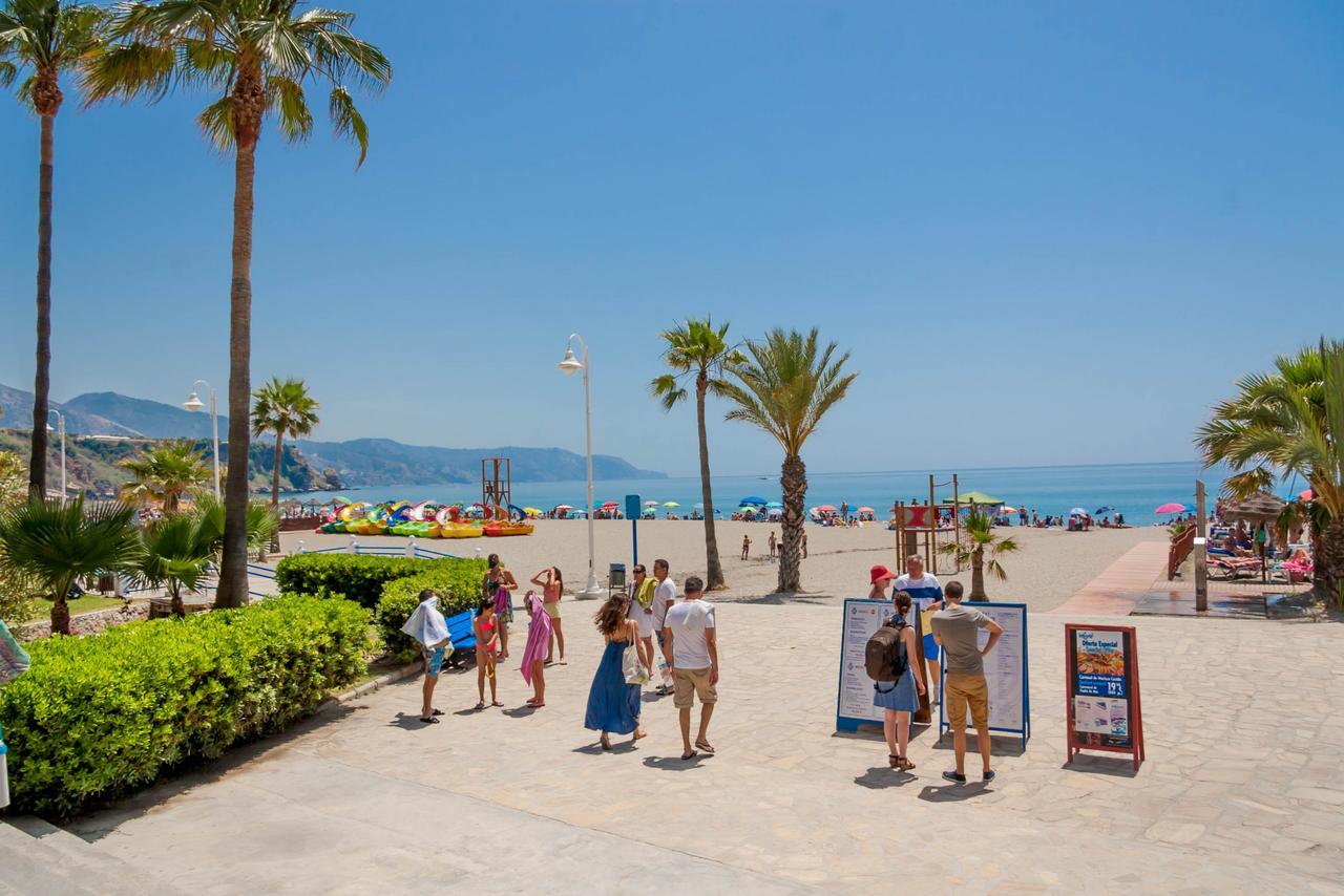 Apartament Burriana Playa Carmona Nerja Zewnętrze zdjęcie